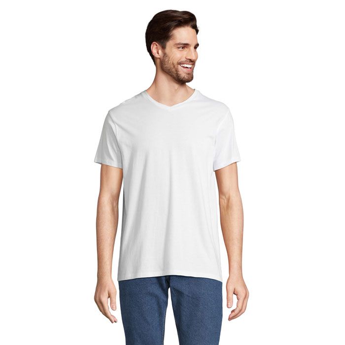 REGENT V. REGENT V  TRICOU CU GULER ÎN V